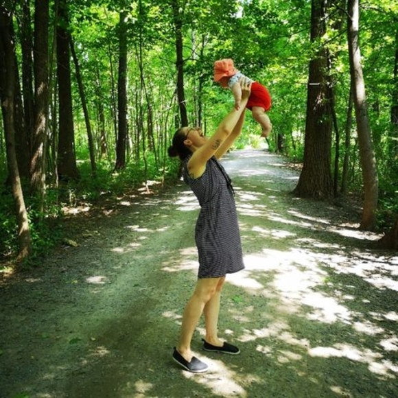 Meet your Posher, Joannie - Picture 1 of 1